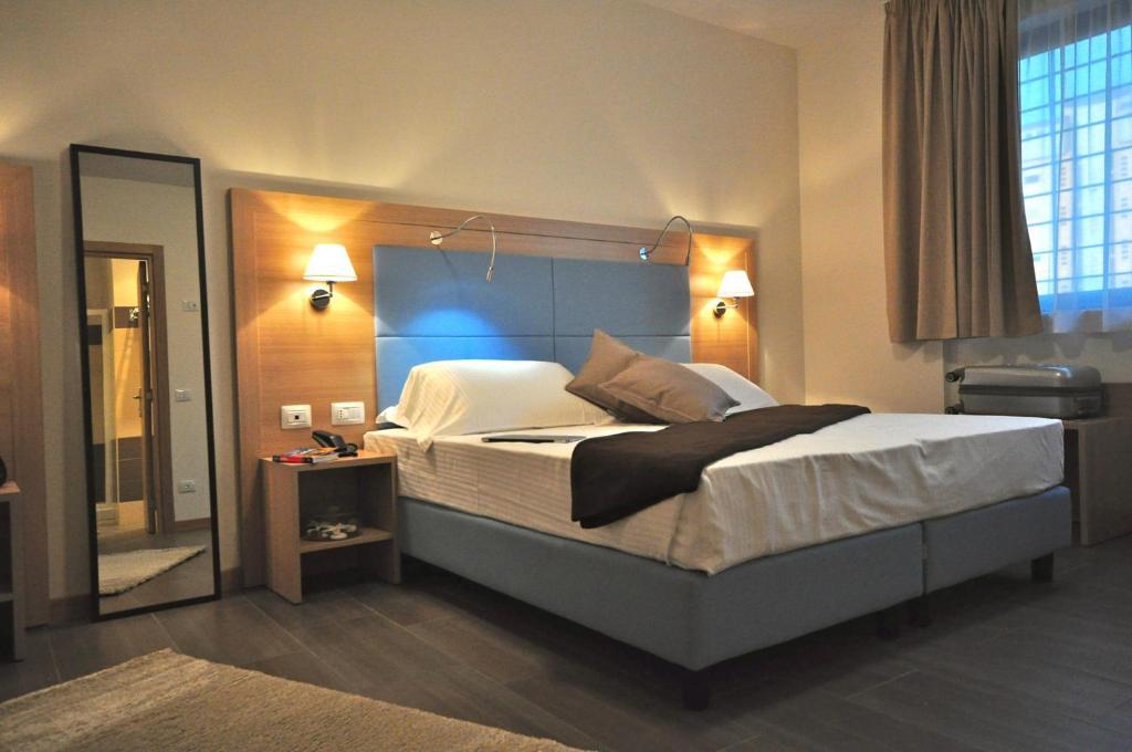 Hotel 325 Tor Vergata Roma Phòng bức ảnh
