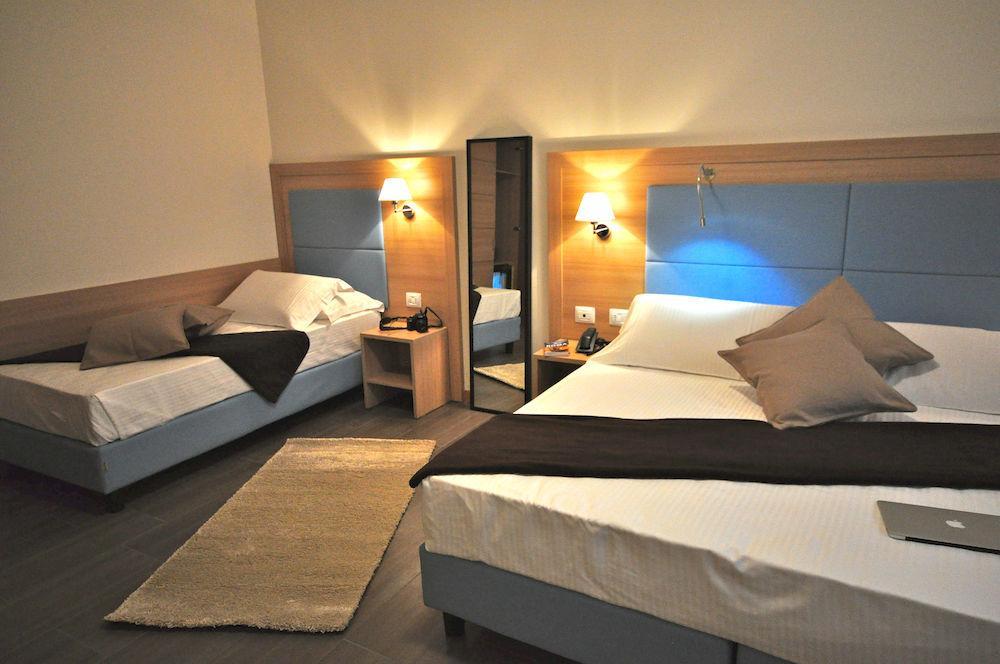 Hotel 325 Tor Vergata Roma Ngoại thất bức ảnh
